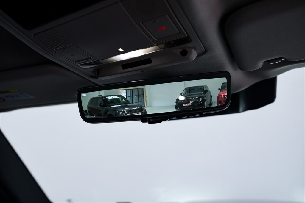 Used Land Rover Defender 2023 for sale - 77619519: Photo 30