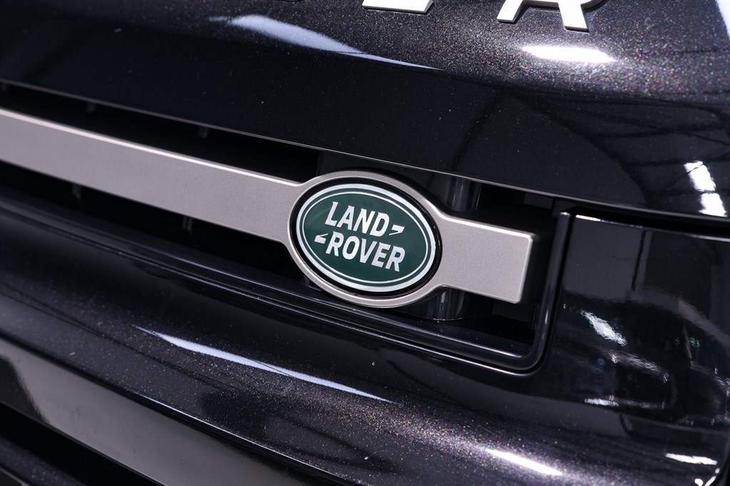 Used Land Rover Defender 2023 for sale - 77134206: Photo 11