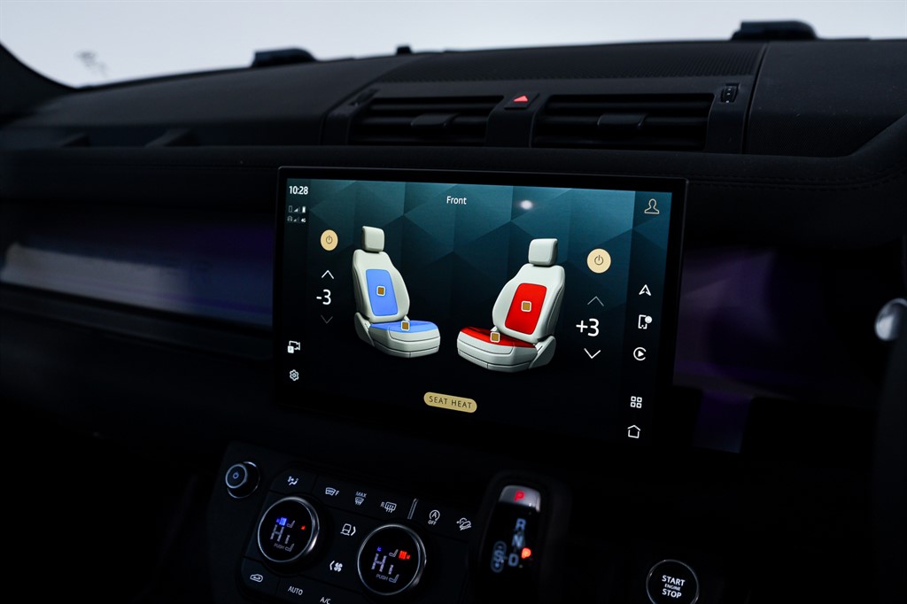 Used Land Rover Defender 2023 for sale - 77134206: Photo 28