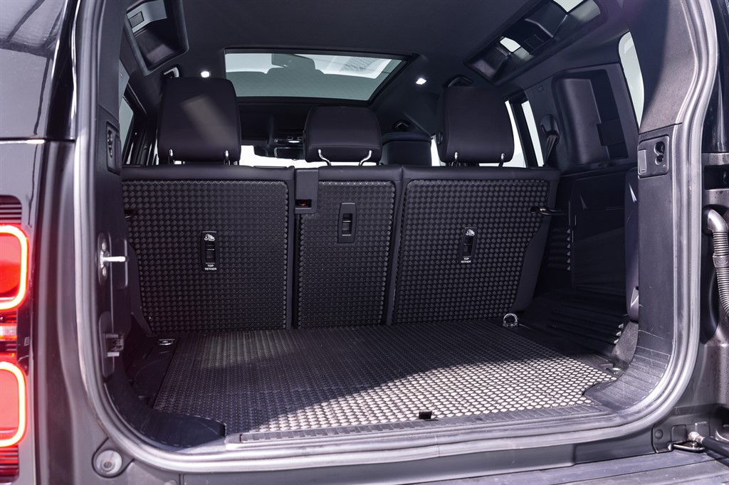 Used Land Rover Defender 2023 for sale - 77134206: Photo 38