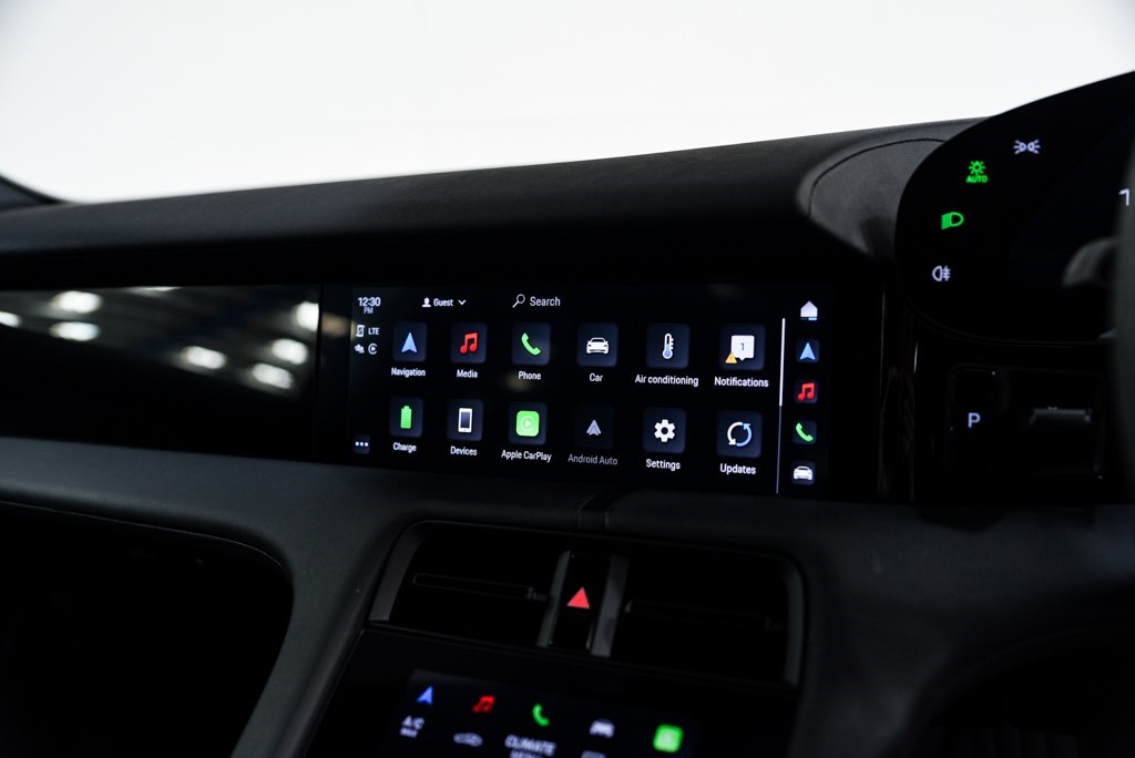 Used Porsche Taycan 2022 for sale - 77093028: Photo 29