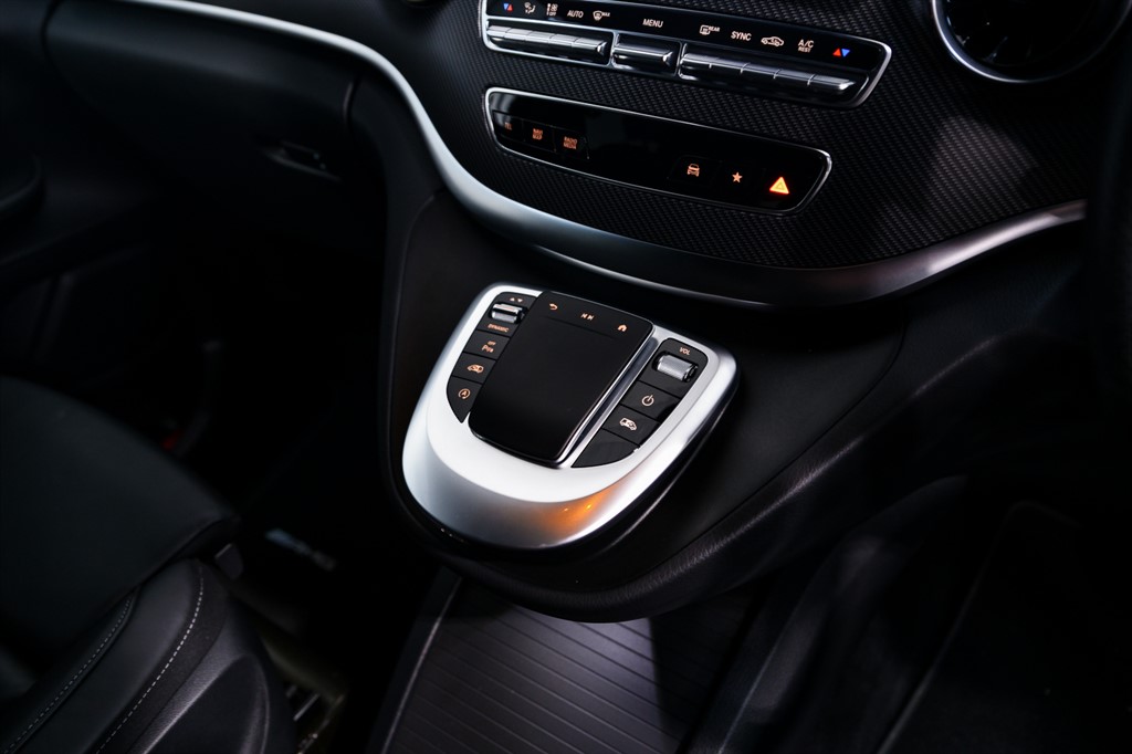 Used Mercedes-Benz V-Class 2024 for sale - 78042420: Photo 23