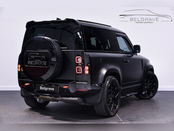 Used Land Rover Defender 2022 for sale - 77013250: Photo