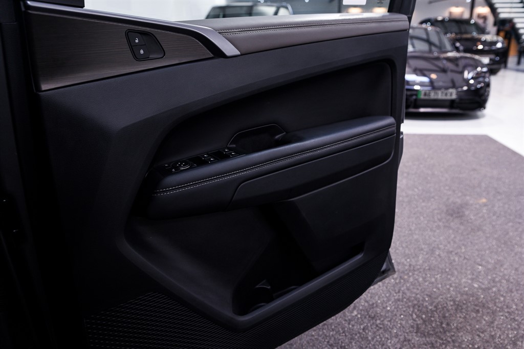 Used Volkswagen Amarok 2023 for sale - 77165593: Photo 38