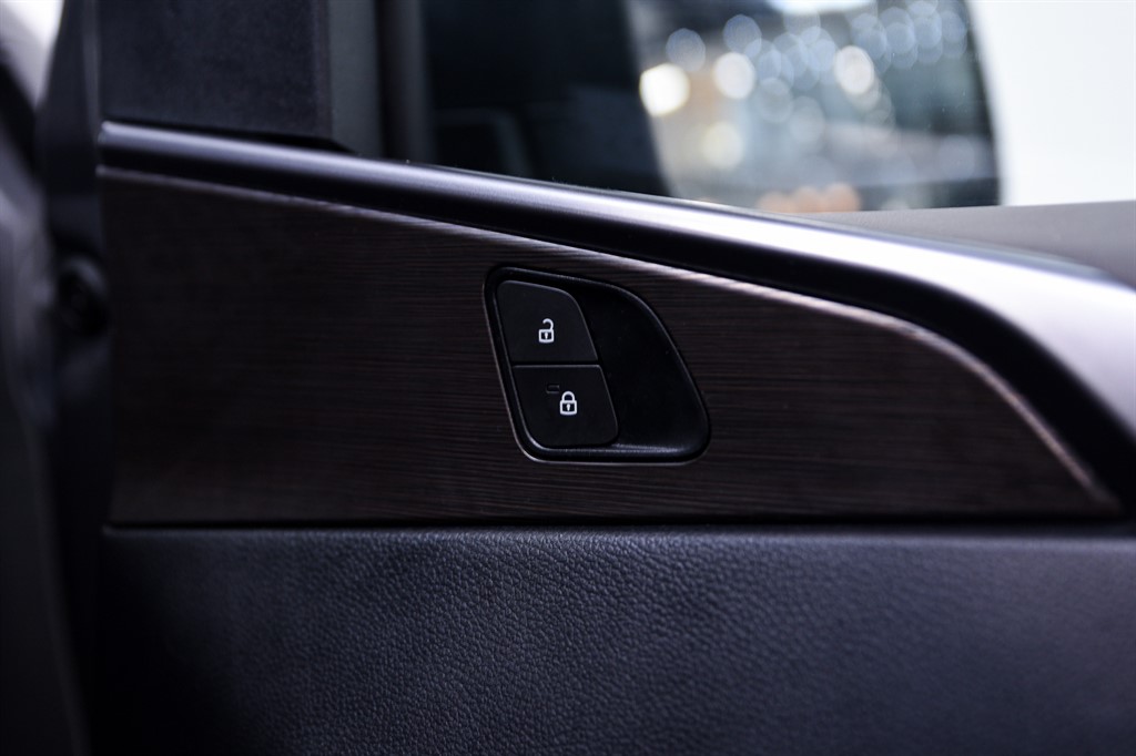 Used Volkswagen Amarok 2023 for sale - 77165593: Photo 39