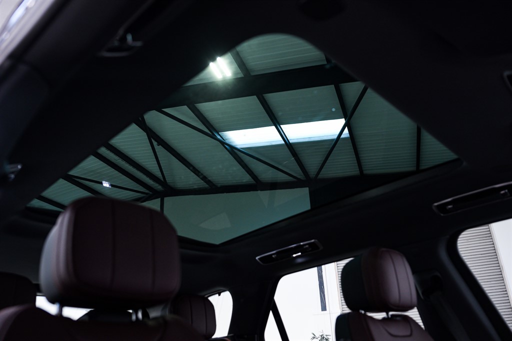 Used Land Rover Range Rover Sport 2025 for sale - 77122855: Photo 4