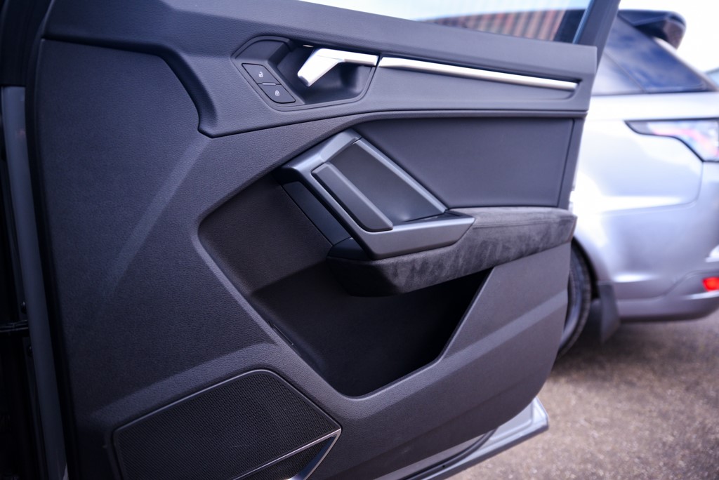 Used Audi RS Q3 2020 for sale - 76804462: Photo 34