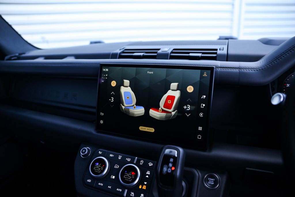 Used Land Rover Defender 90 2023 for sale - 76373059: Photo 19