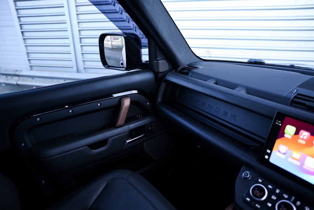 Used Land Rover Defender 90 2023 for sale - 76373059: Photo 23