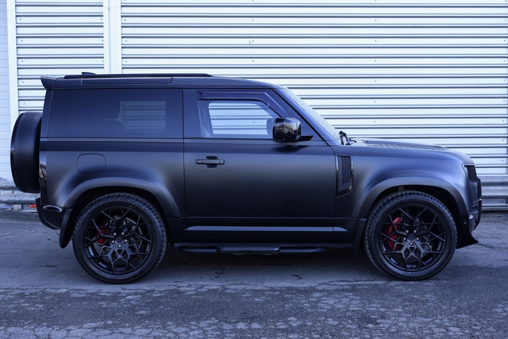 Used Land Rover Defender 90 2023 for sale - 76373059: Photo 3