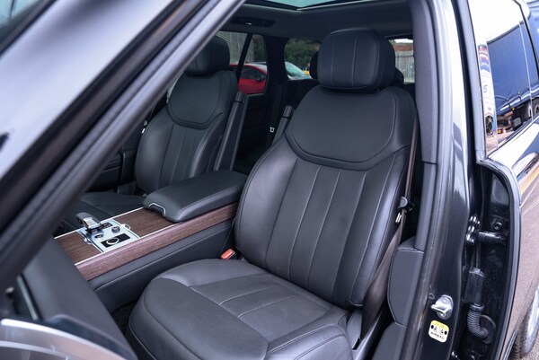 Used Land Rover Range Rover 2023 for sale - 76140477: Photo 9