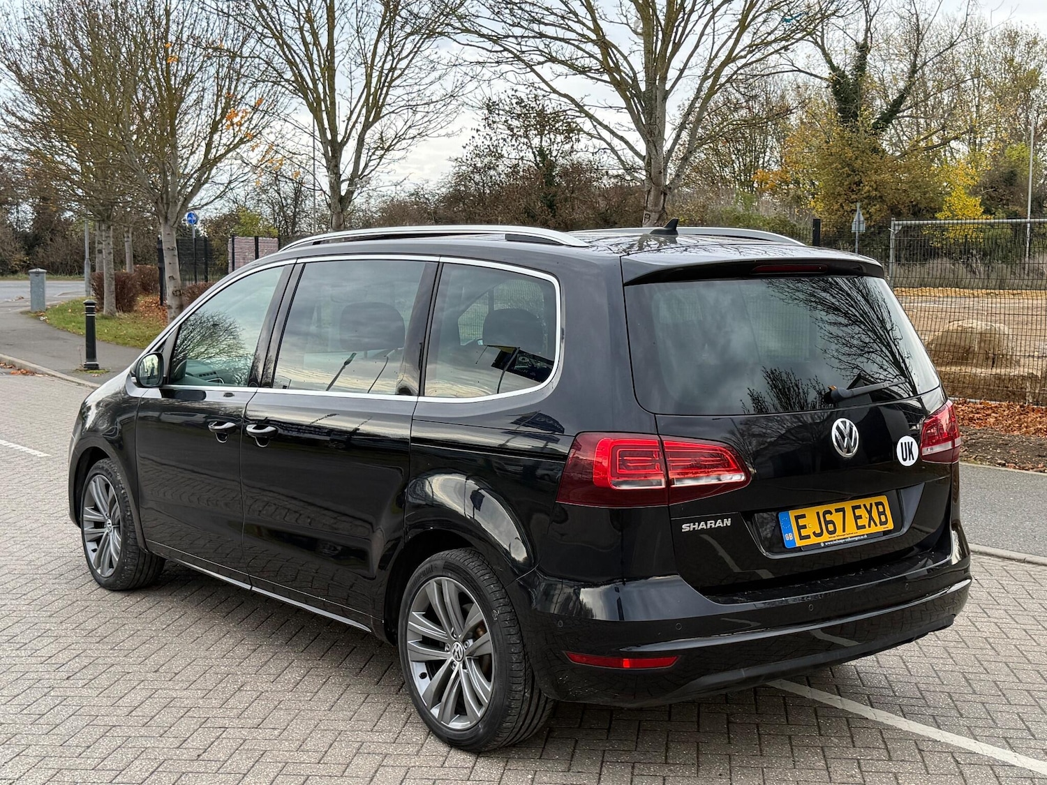 Used Volkswagen Sharan 2017 for sale - 76702084: Photo 4
