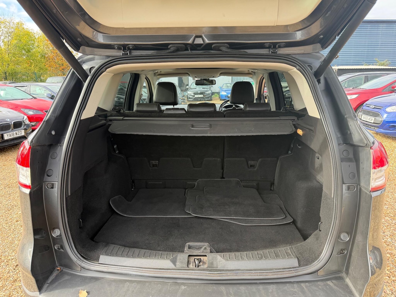 Used Ford Kuga 2015 for sale - 76349567: Photo 5