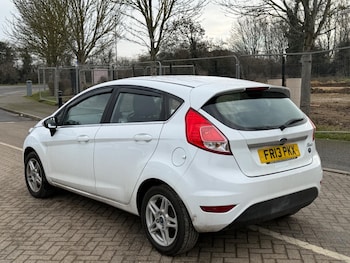 Used Ford Fiesta 2013 for sale - 77411181: Photo
