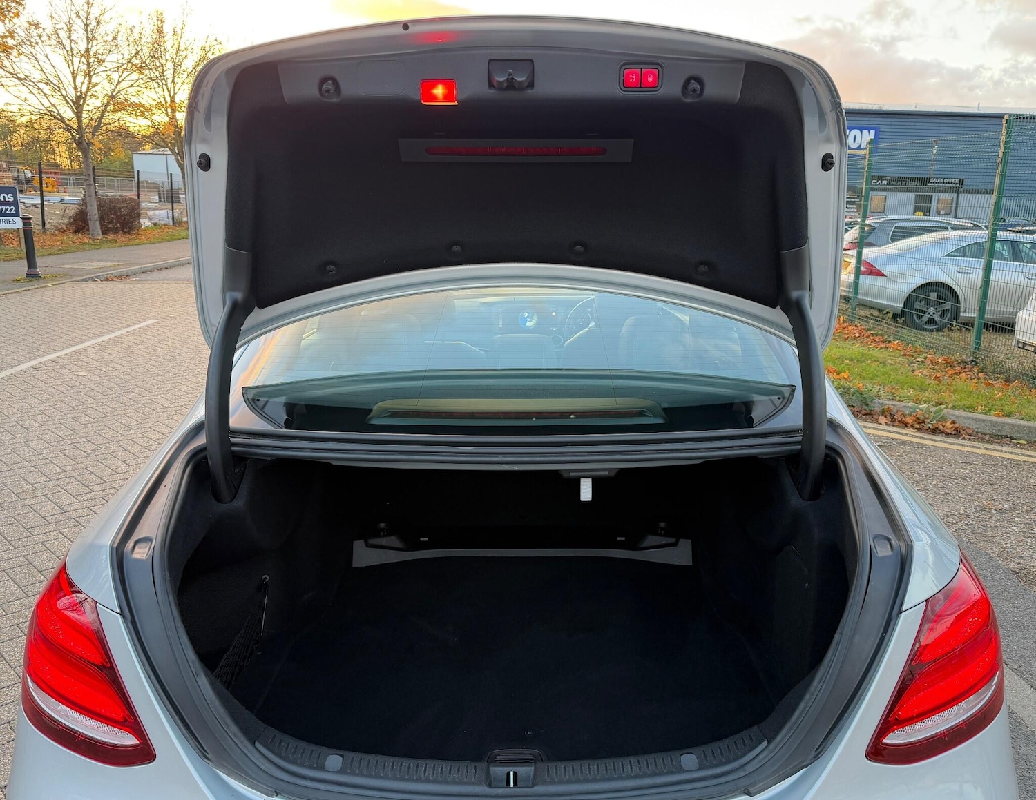 Used Mercedes-Benz E Class 2016 for sale - 76389280: Photo 14