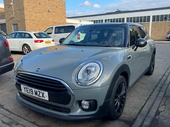 2019 (19) - 2.0 Cooper D Auto Euro 6 (s/s) 6dr 6-Door
