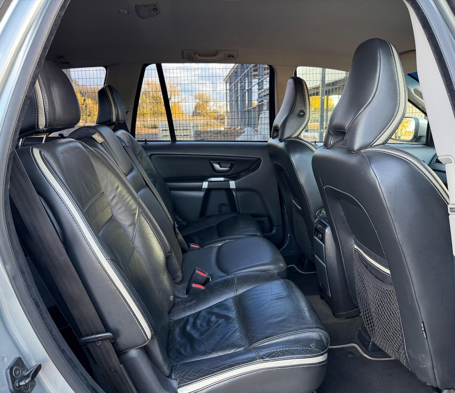 Used Volvo XC90 2011 for sale - 76377529: Photo 8