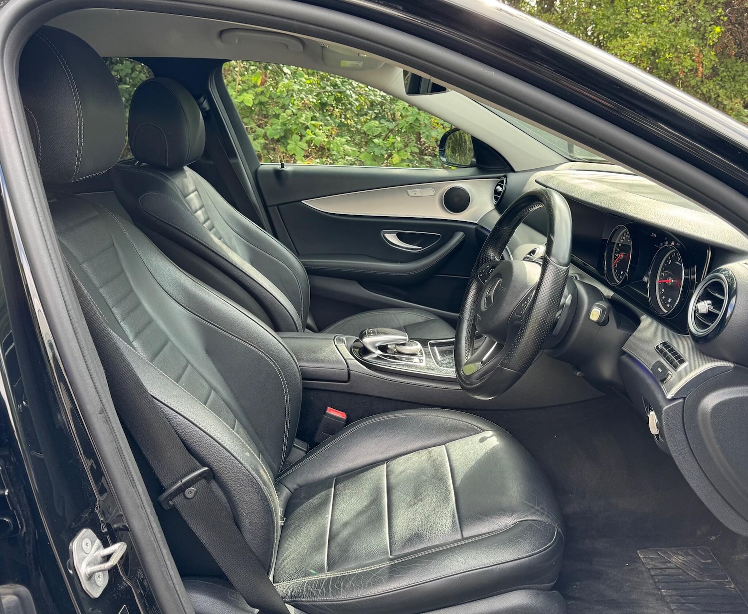 Used Mercedes-Benz E Class 2017 for sale - 75810049: Photo 10