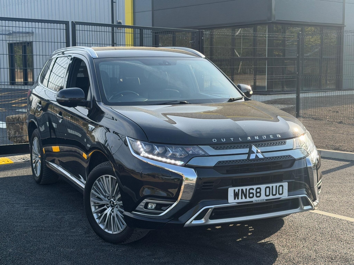 Used Mitsubishi Outlander 2018 for sale - 78171507: Photo 2