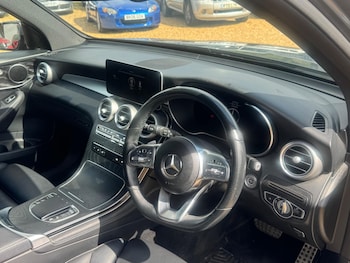 Used Mercedes-Benz GLC 2019 for sale - 75520233: Photo