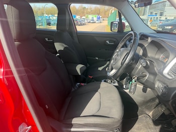 Used Jeep Renegade 2018 for sale - 78148366: Photo