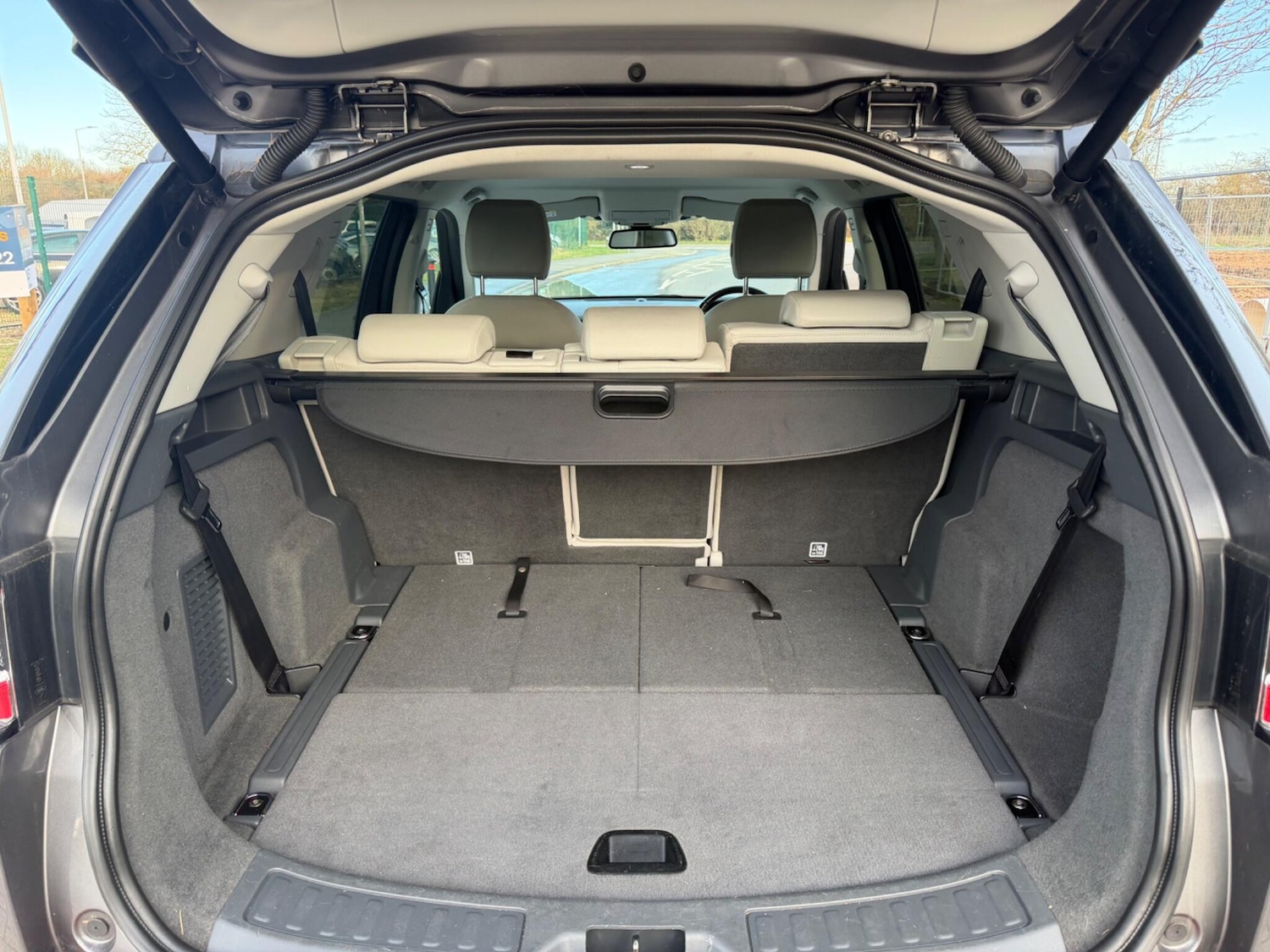 Used Land Rover Discovery Sport 2015 for sale - 77559950: Photo 10