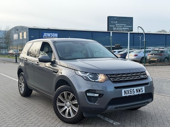 2015 (65) - 2.0 TD4 180 SE Tech 5dr Auto