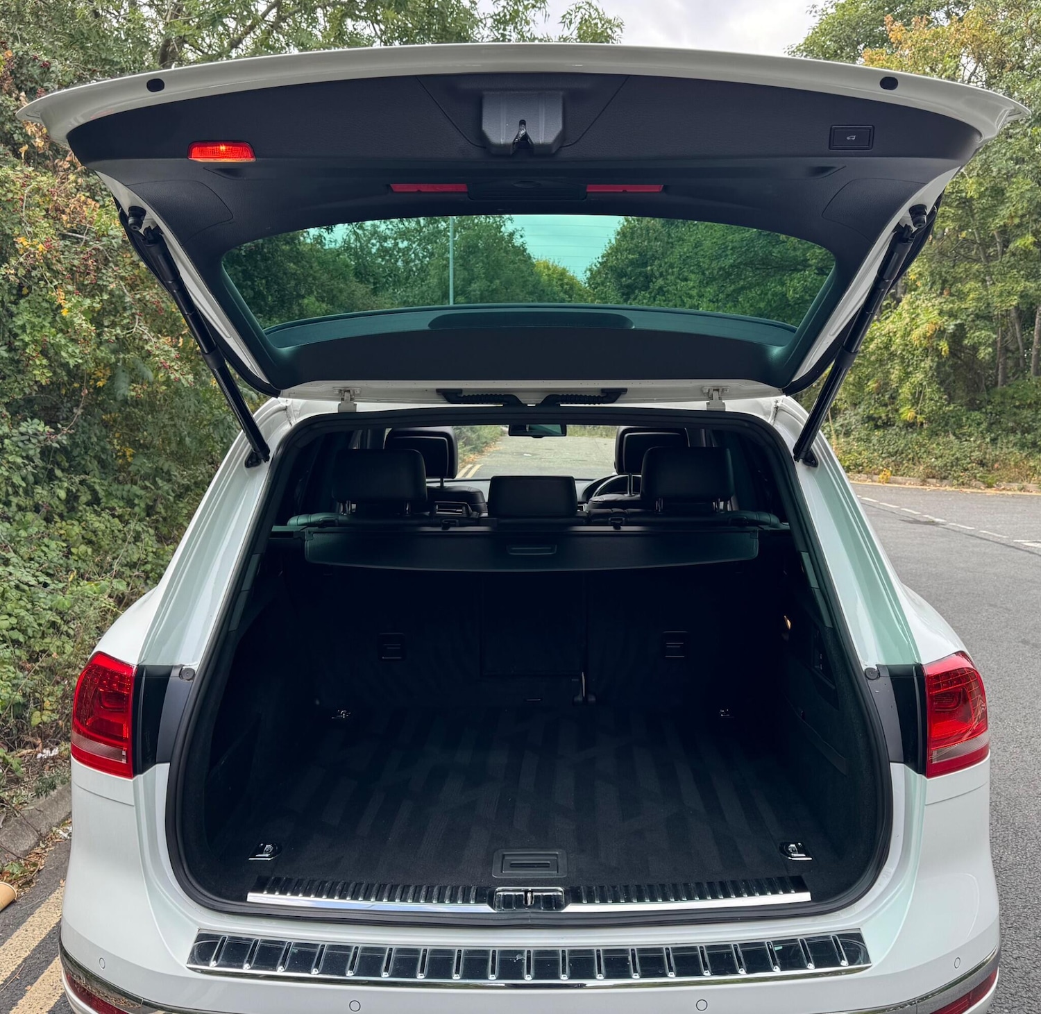Vehicle 28
