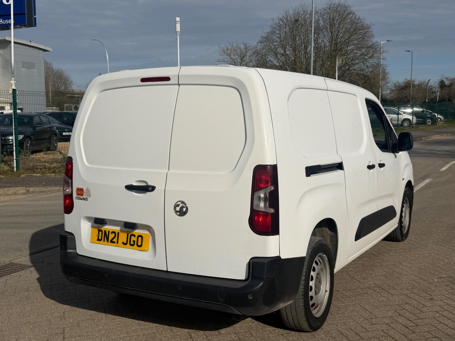 Used Vauxhall Combo 2021 for sale - 77670893: Photo 3