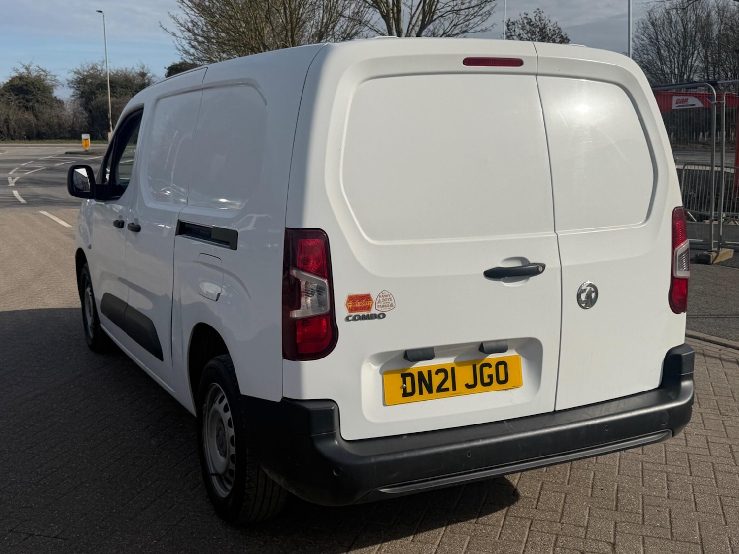 Used Vauxhall Combo 2021 for sale - 77670893: Photo 4