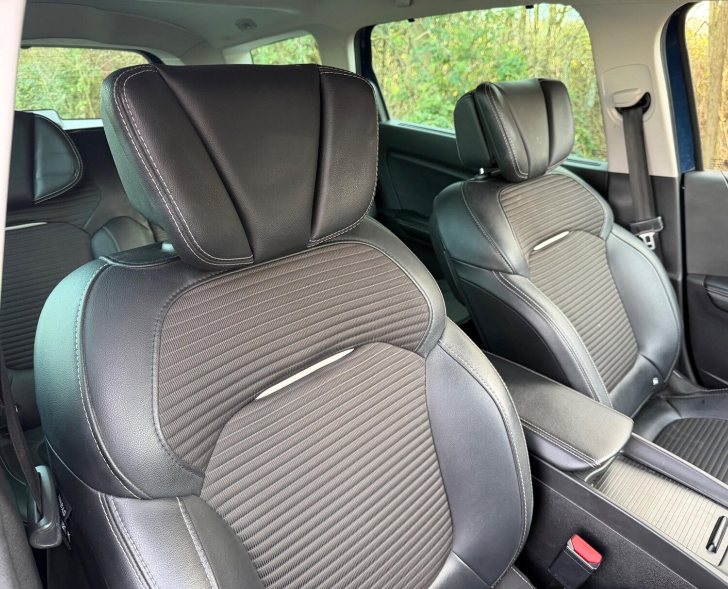 Used Renault Grand Scenic 2017 for sale - 77469216: Photo 11