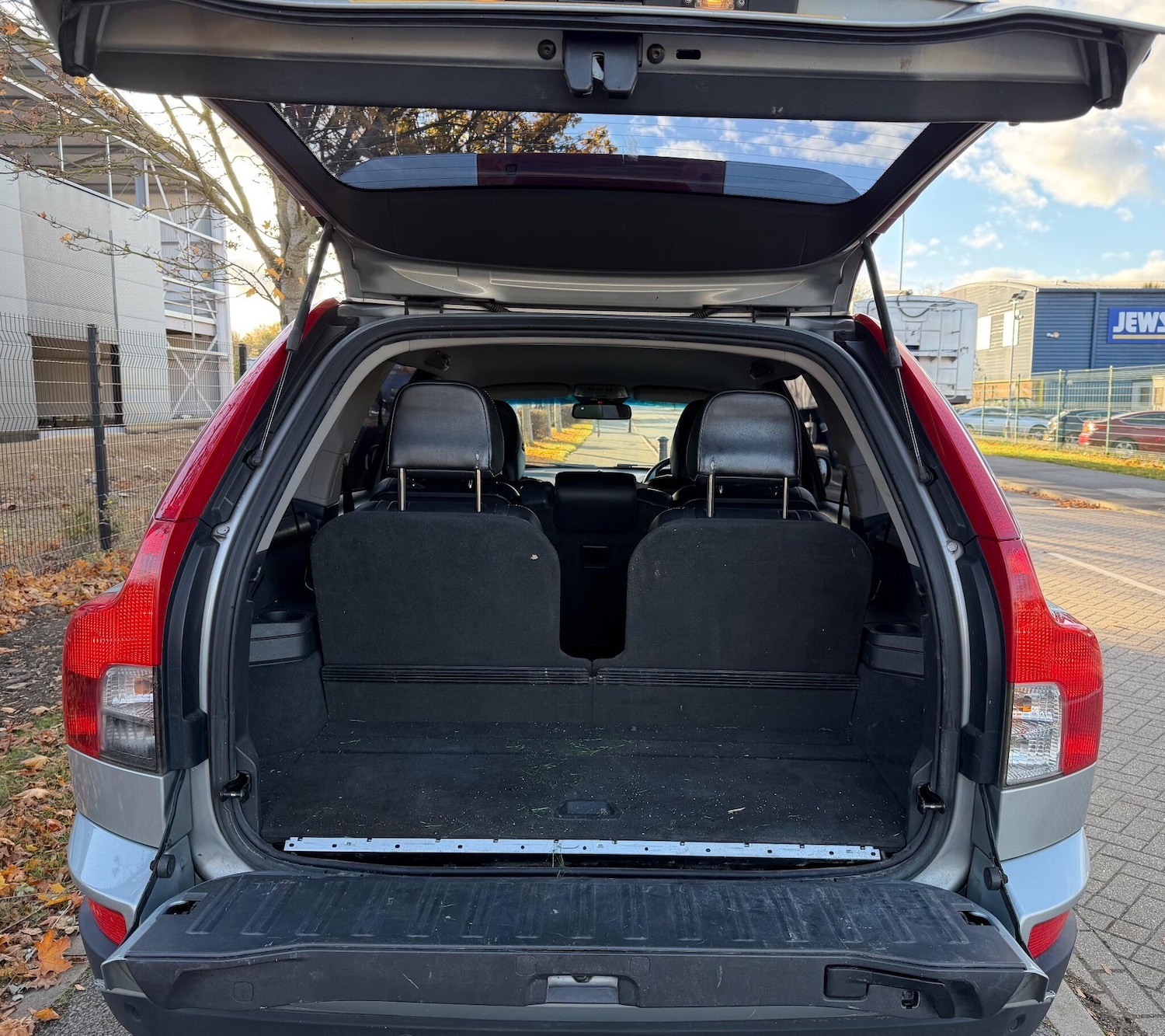 Used Volvo XC90 2011 for sale - 76995274: Photo 16