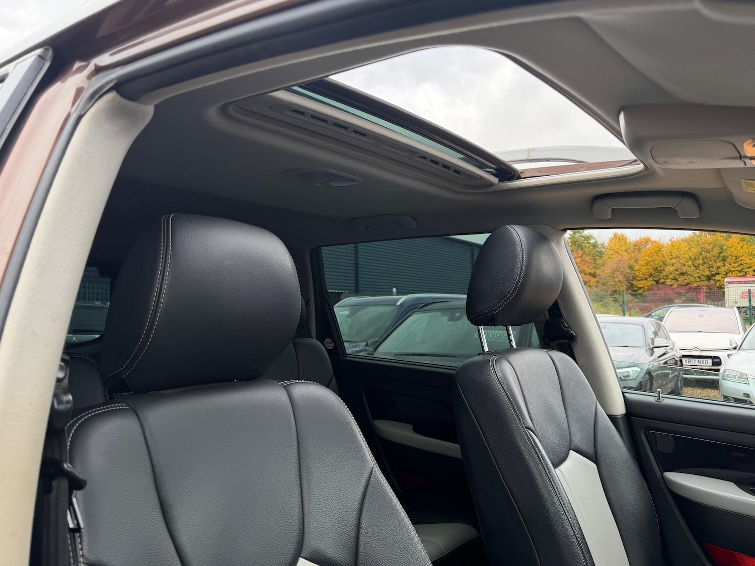 Used Ssangyong Rexton 2017 for sale - 76997547: Photo 8