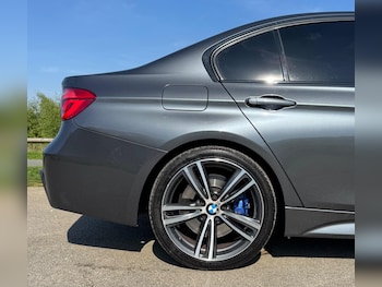 Used BMW 3 Series 2015 for sale - 77130992: Photo