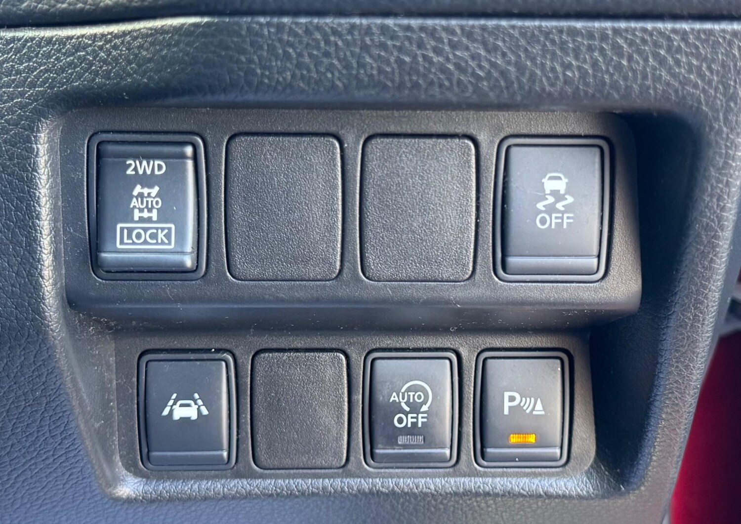 Used Nissan Qashqai 2014 for sale - 77469401: Photo 15