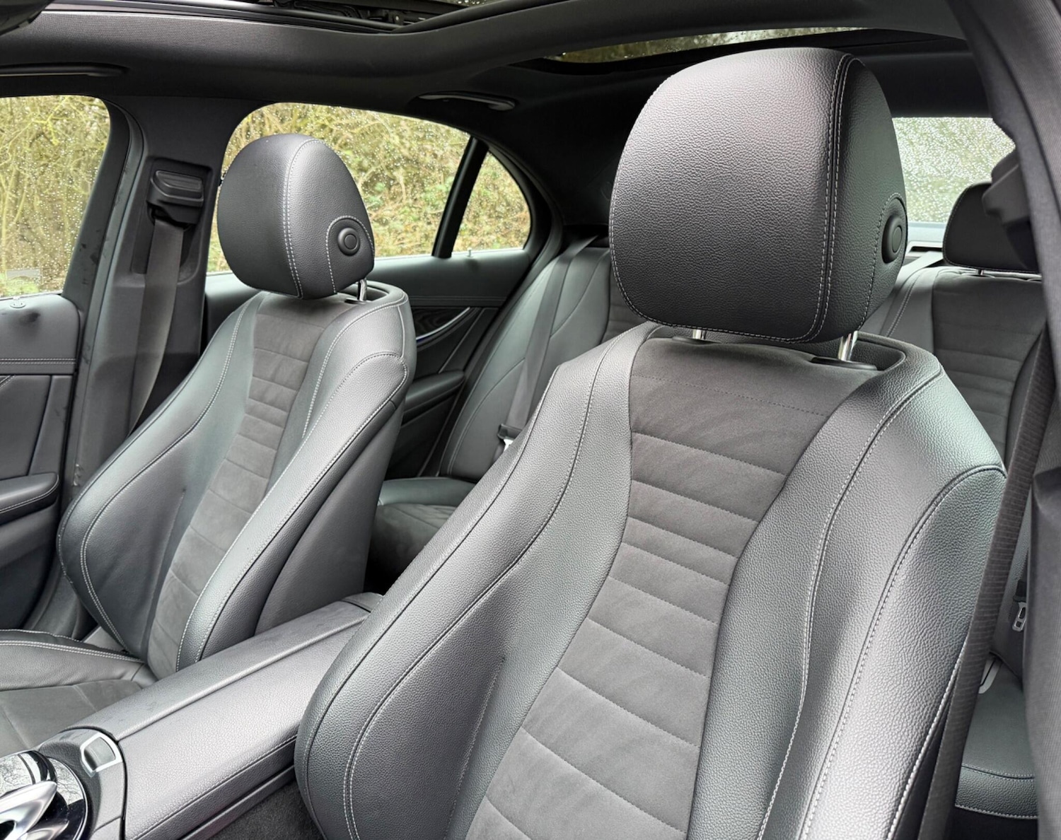 Used Mercedes-Benz E Class 2016 for sale - 77468570: Photo 26