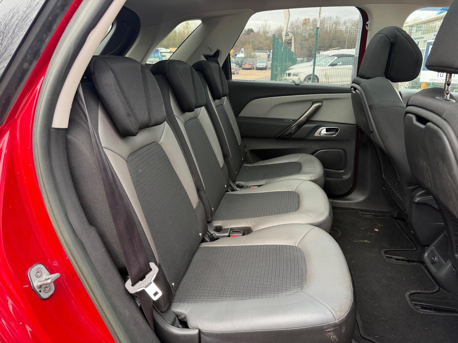 Used Citroen C4 Picasso 2014 for sale - 76585010: Photo 8