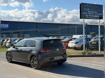 Used Volkswagen Golf 2016 for sale - 78319624: Photo