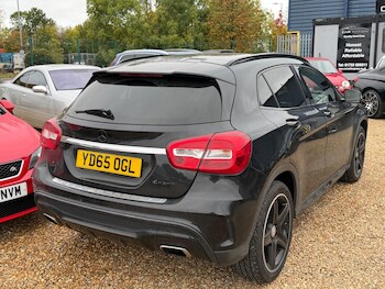 Used Mercedes-Benz GLA 2015 for sale - 76702055: Photo