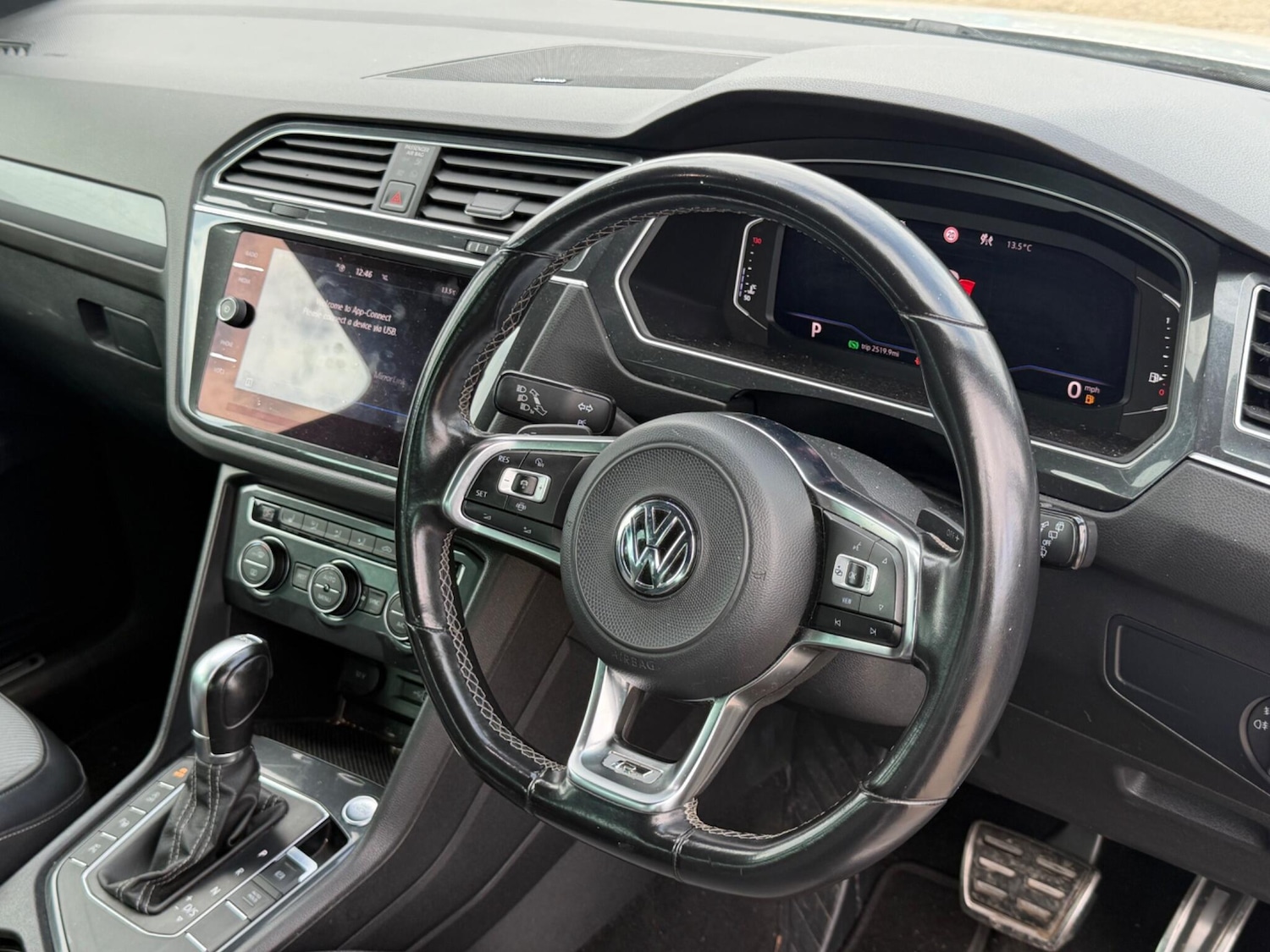 Used Volkswagen Tiguan 2019 for sale - 77645757: Photo 4