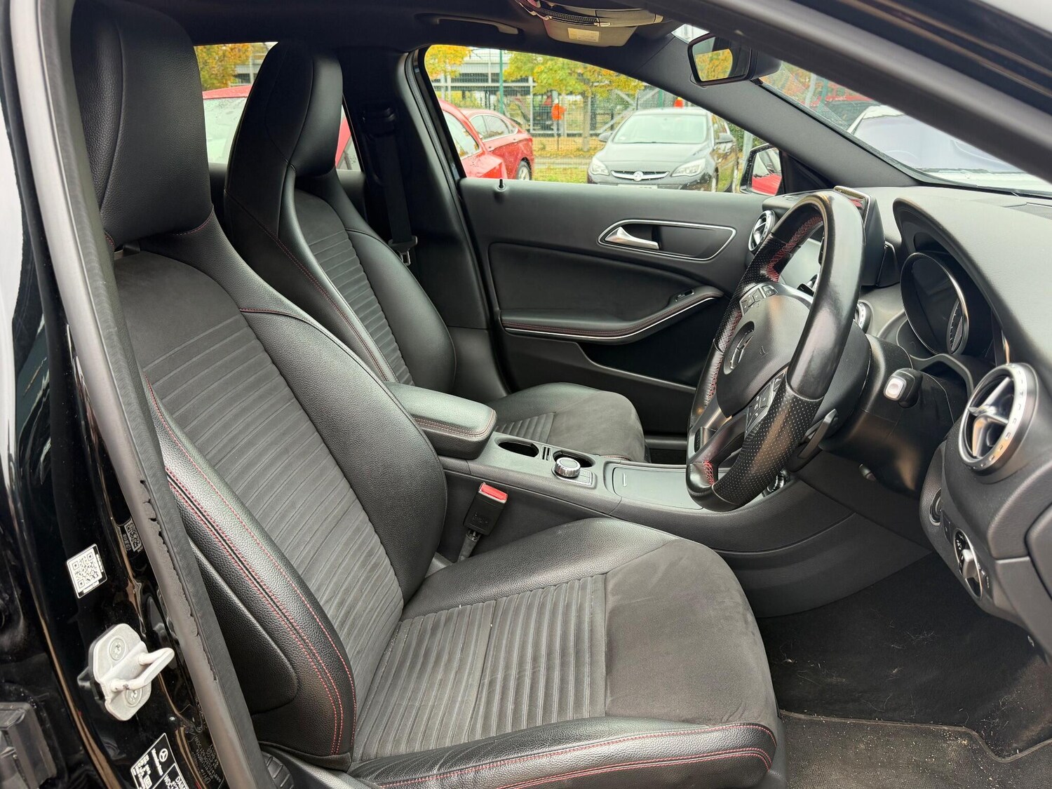 Used Mercedes-Benz GLA 2015 for sale - 77497151: Photo 6