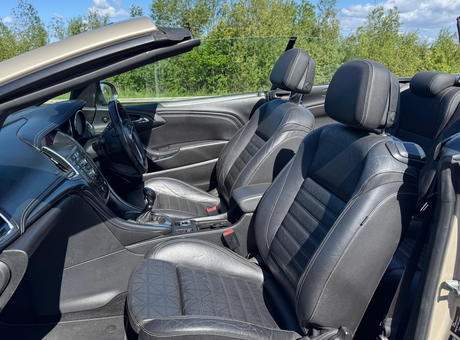 Used Vauxhall Cascada 2013 for sale - 77469381: Photo 20