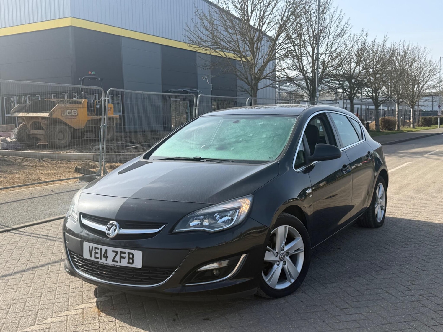 Used Vauxhall Astra 2014 for sale - 77671399: Photo 2