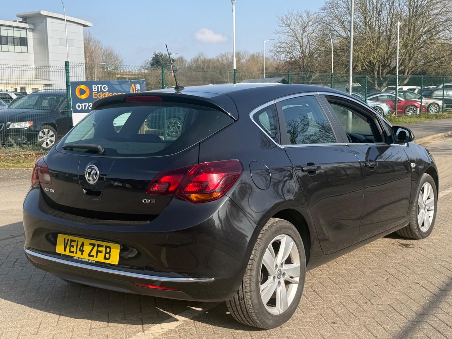 Used Vauxhall Astra 2014 for sale - 77671399: Photo 3