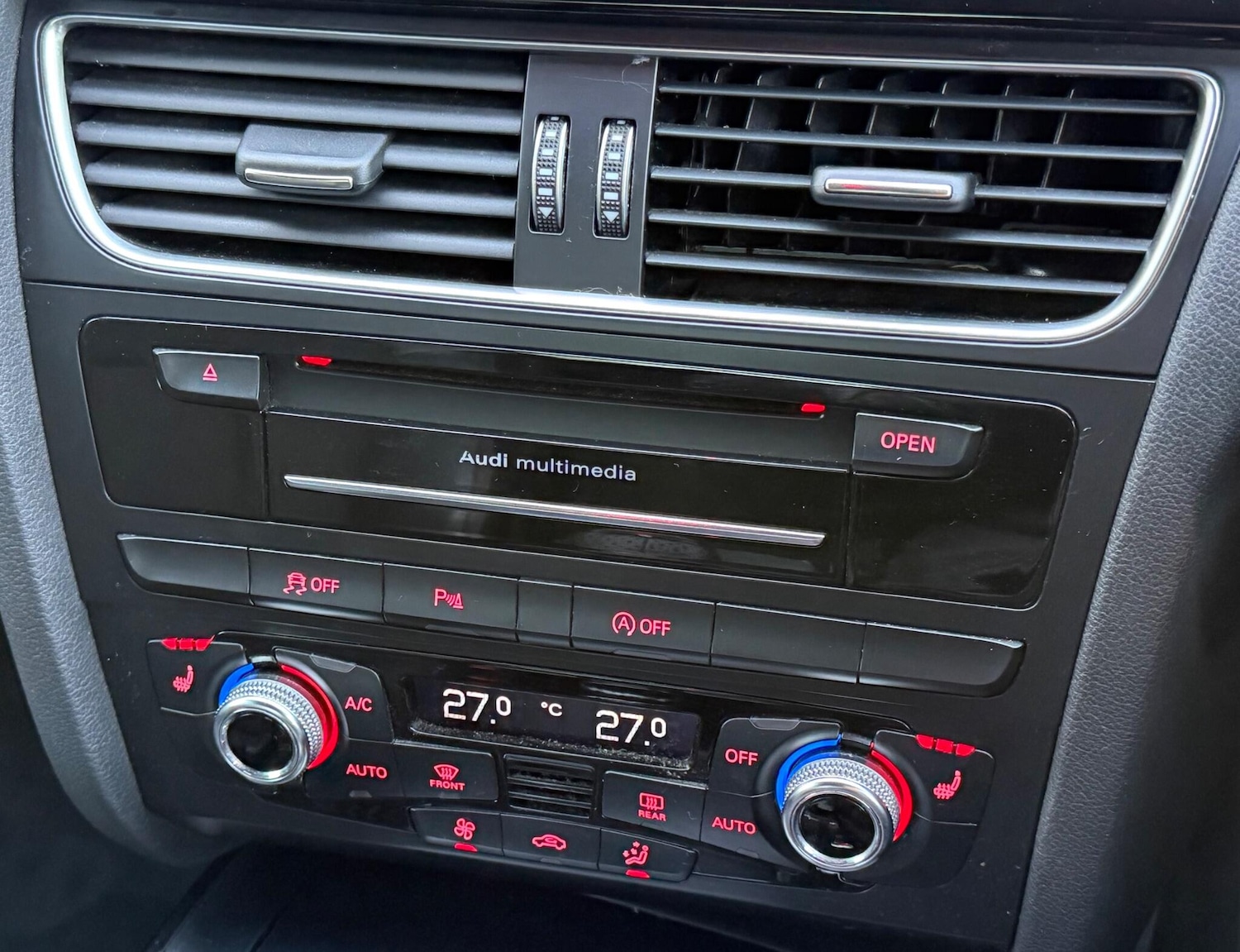 Used Audi A4 2015 for sale - 76780609: Photo 19