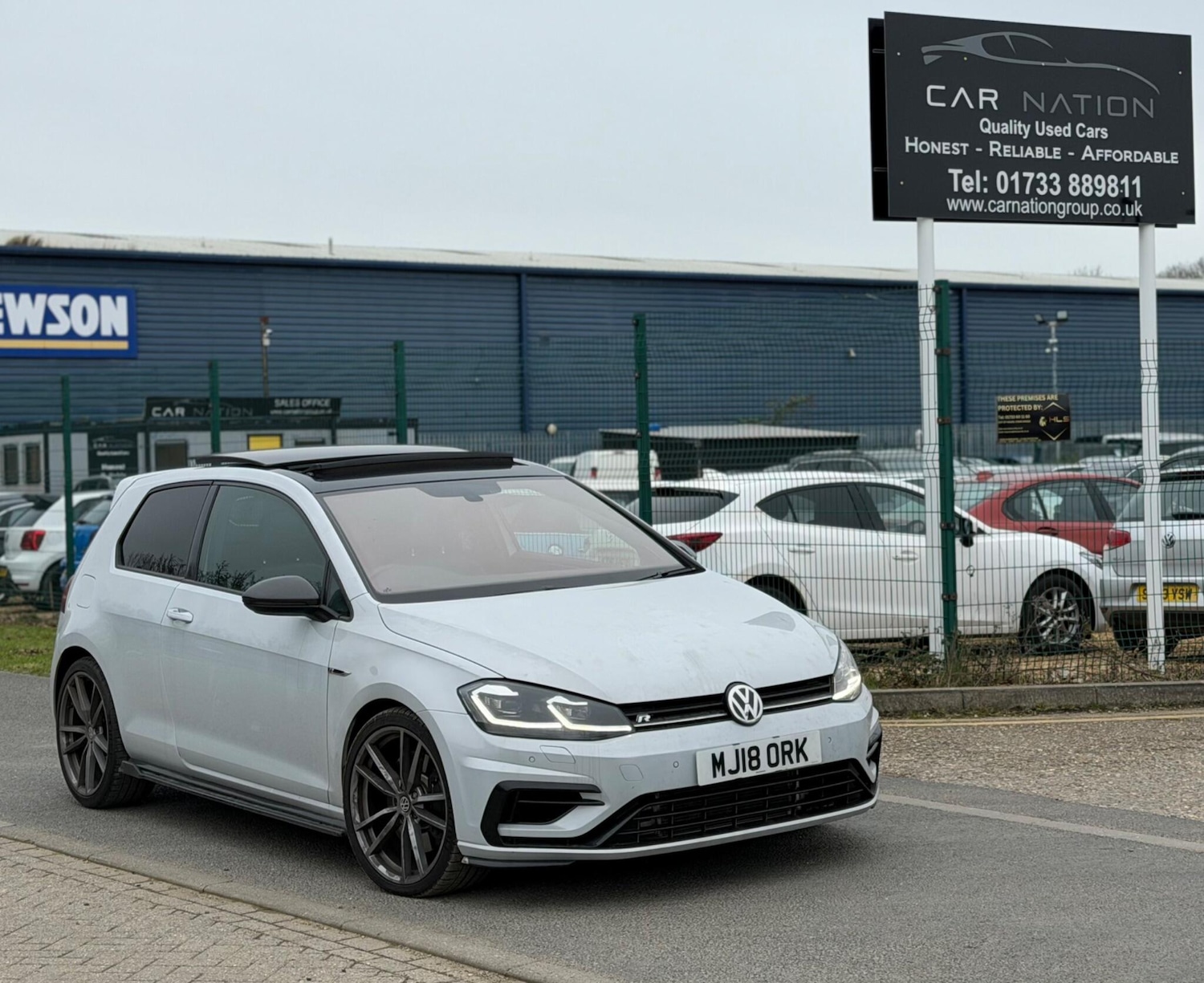 Used Volkswagen Golf for sale - 77909464: Photo 1