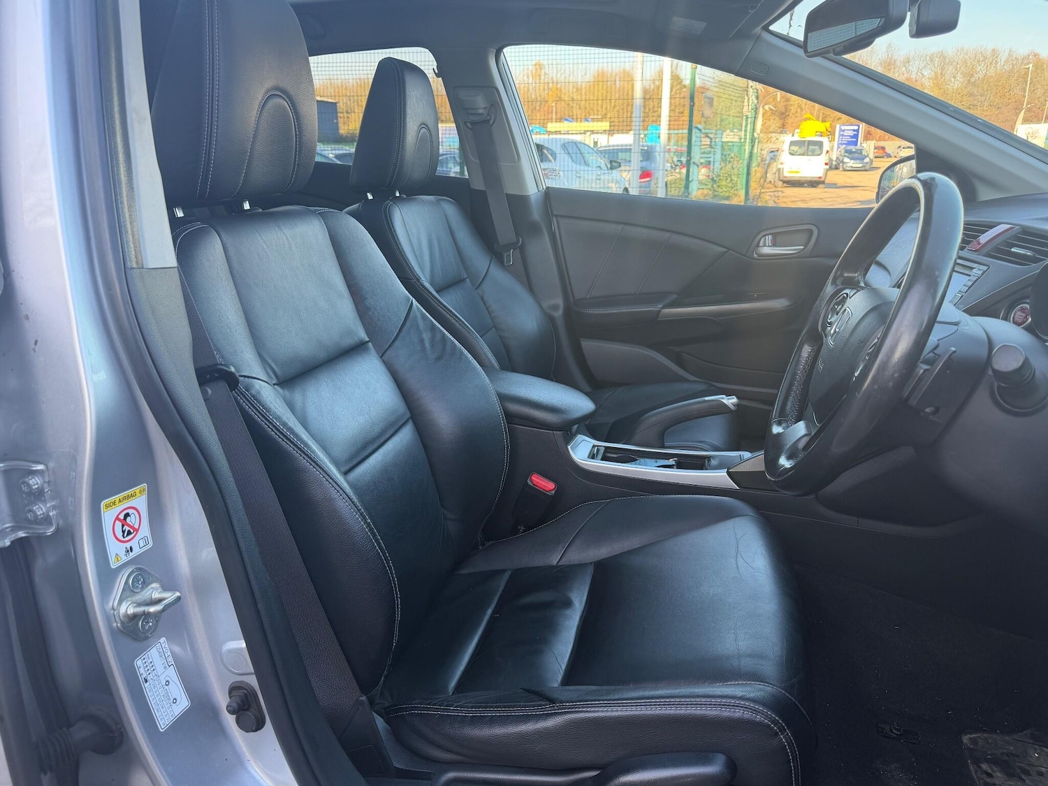 Used Honda Civic 2013 for sale - 76689483: Photo 4