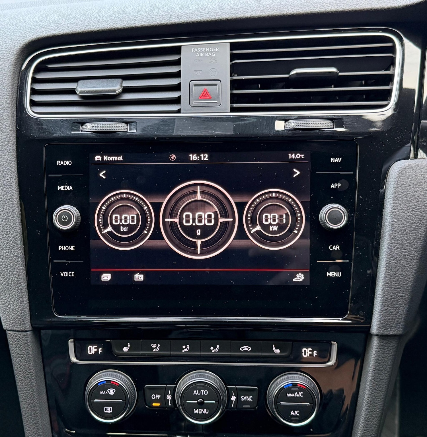 Used Volkswagen Golf 2018 for sale - 76108829: Photo 24