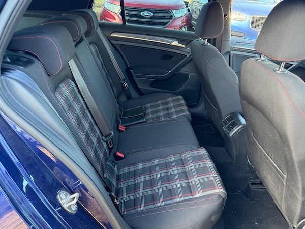 Used Volkswagen Golf 2018 for sale - 76108829: Photo 8