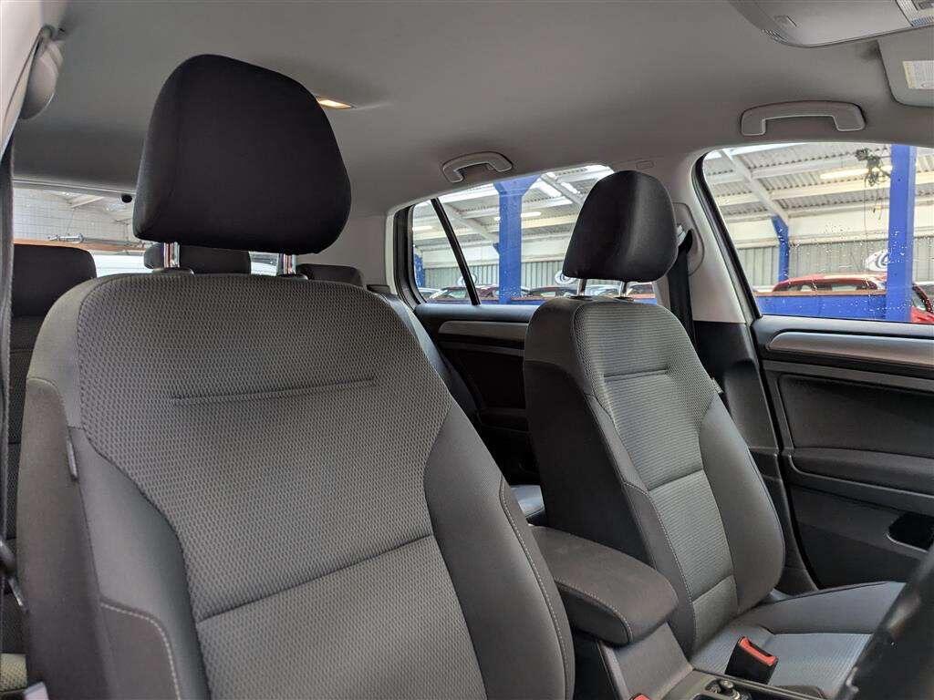 Used Volkswagen Golf 2014 for sale - 78086269: Photo 5